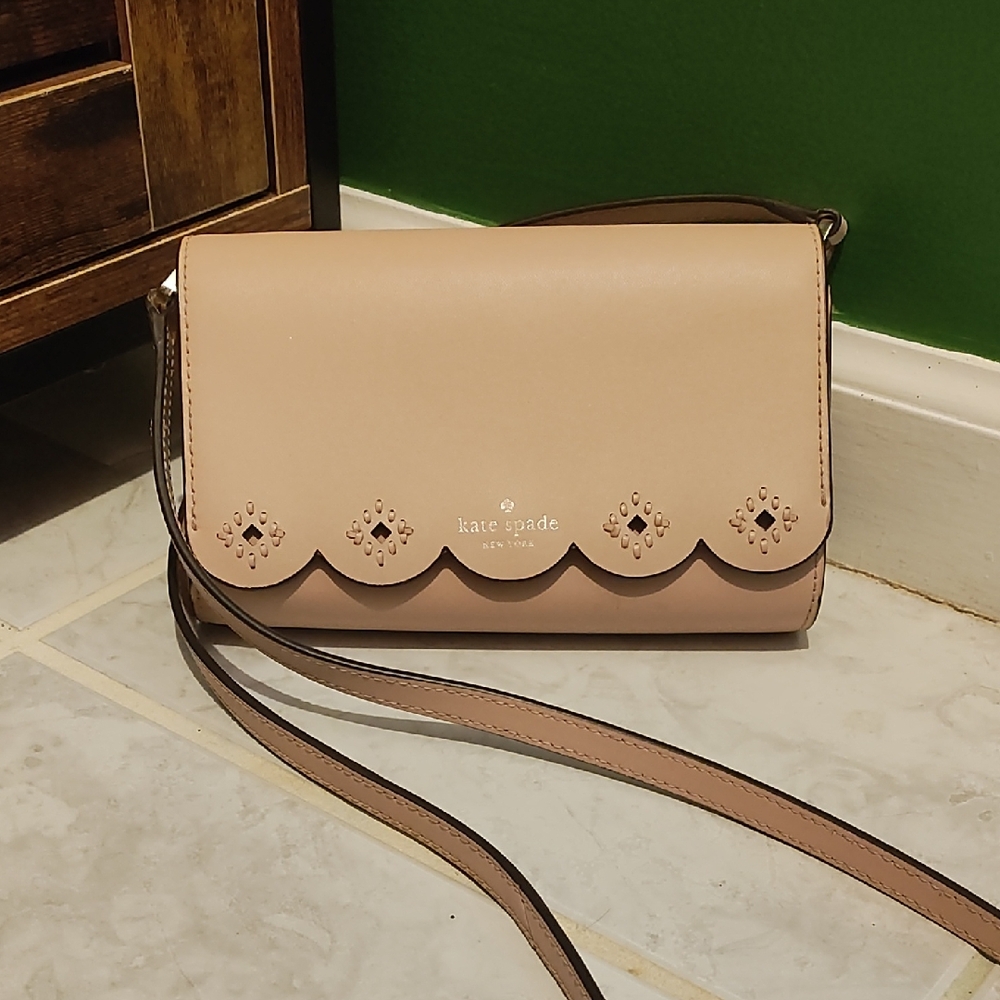Kate Spade Beige Crossbody Bag with Scallop Detail